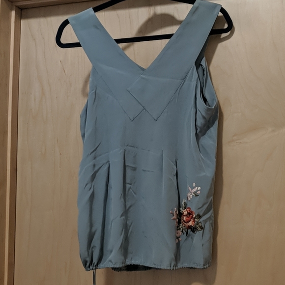 Dusty blue BCBG embroidered silk tank - Picture 3 of 5